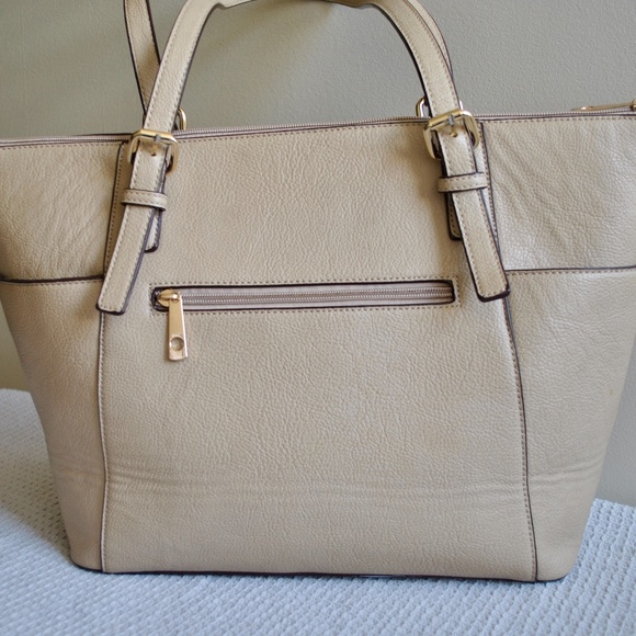 NWOT Michael Kors Jet Set Beige Bag - Picture 5 of 7